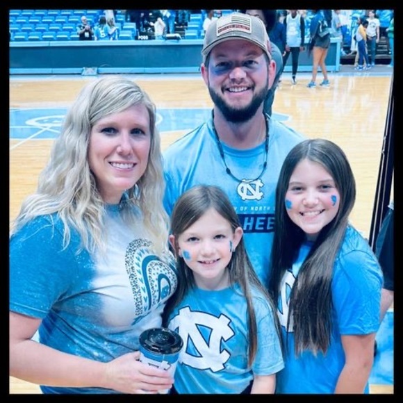 Meet your Posher, Michelle - Picture 1 of 1